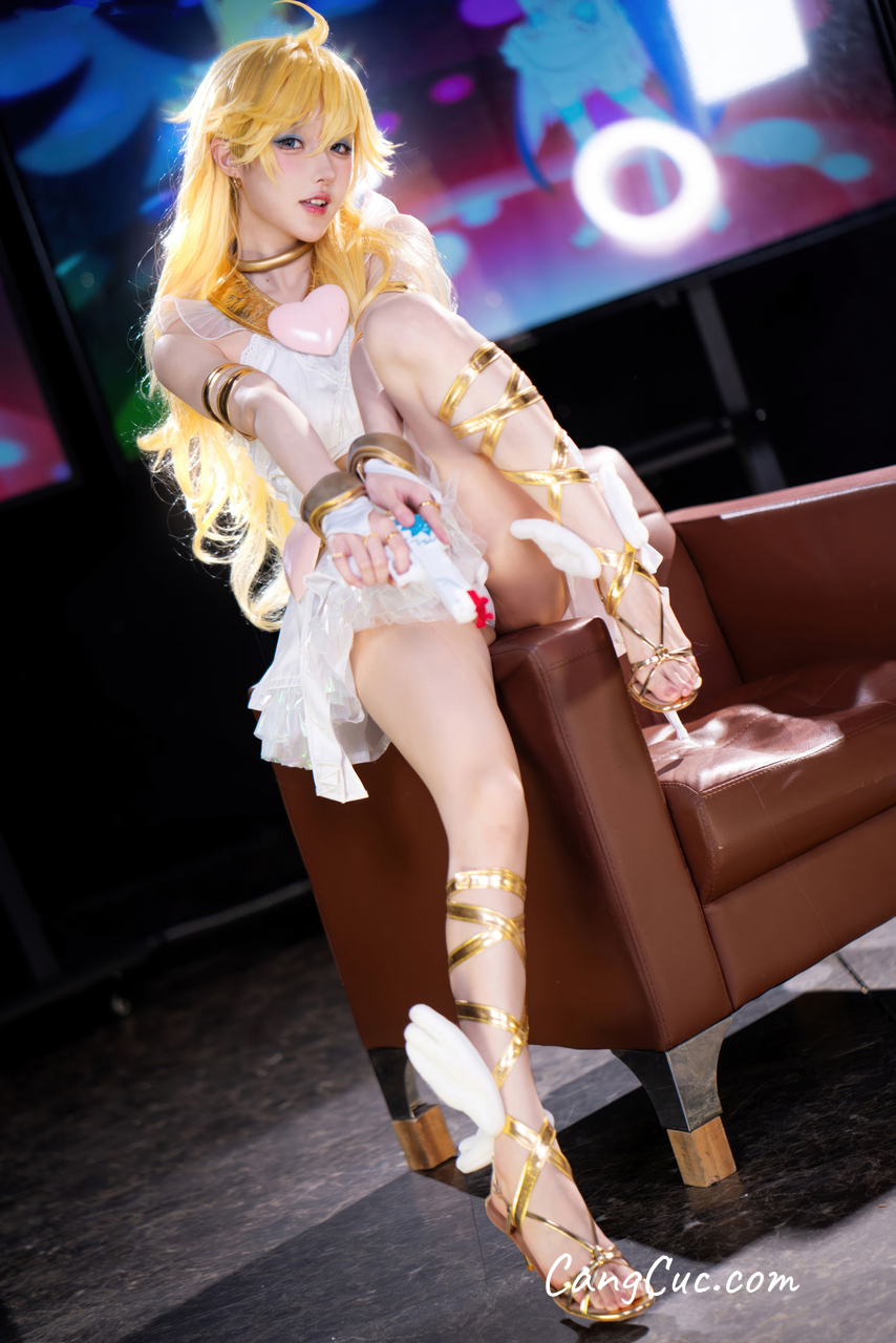 Coser@阿包也是兔娘 & 苏苏苏Sofia - 吊带袜天使